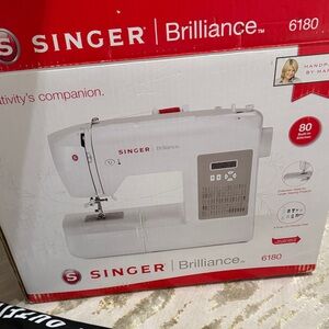 SINGER Brilliance 6180 White Sewing Machine